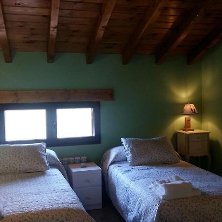 Apartamento Turistico Casas De Manuel La Pola de Gordon Eksteriør bilde