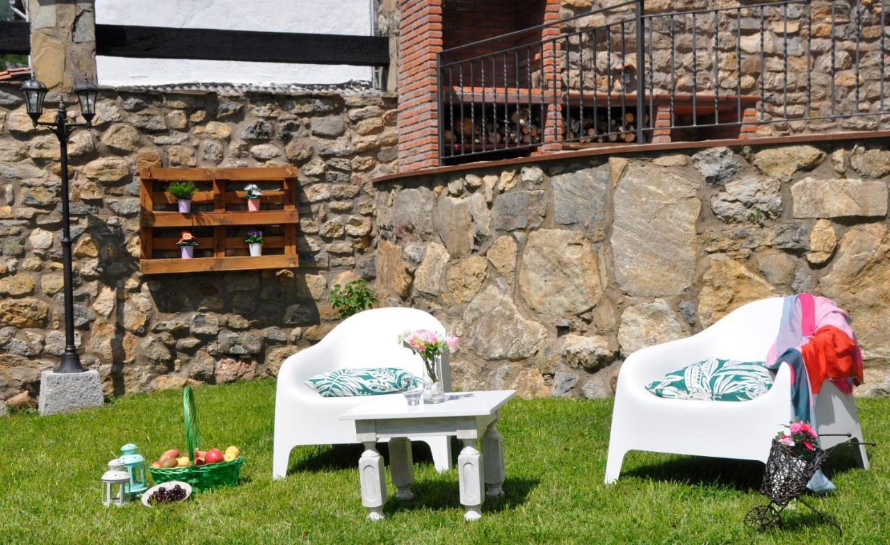 Apartamento Turistico Casas De Manuel La Pola de Gordon Eksteriør bilde
