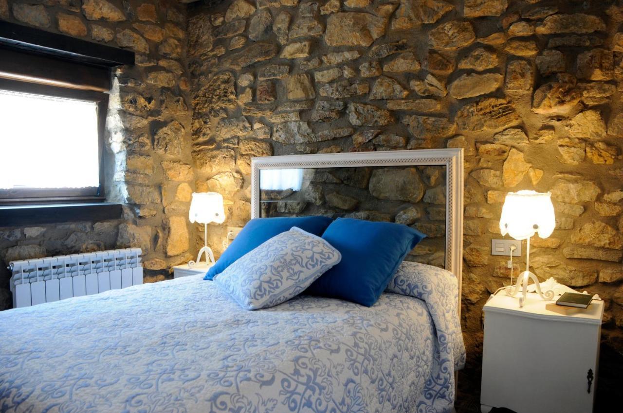 Apartamento Turistico Casas De Manuel La Pola de Gordon Eksteriør bilde